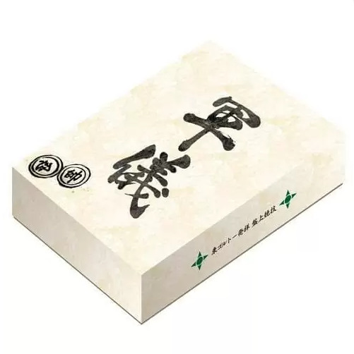 图片包含 游戏机, 盒子描述已自动生成